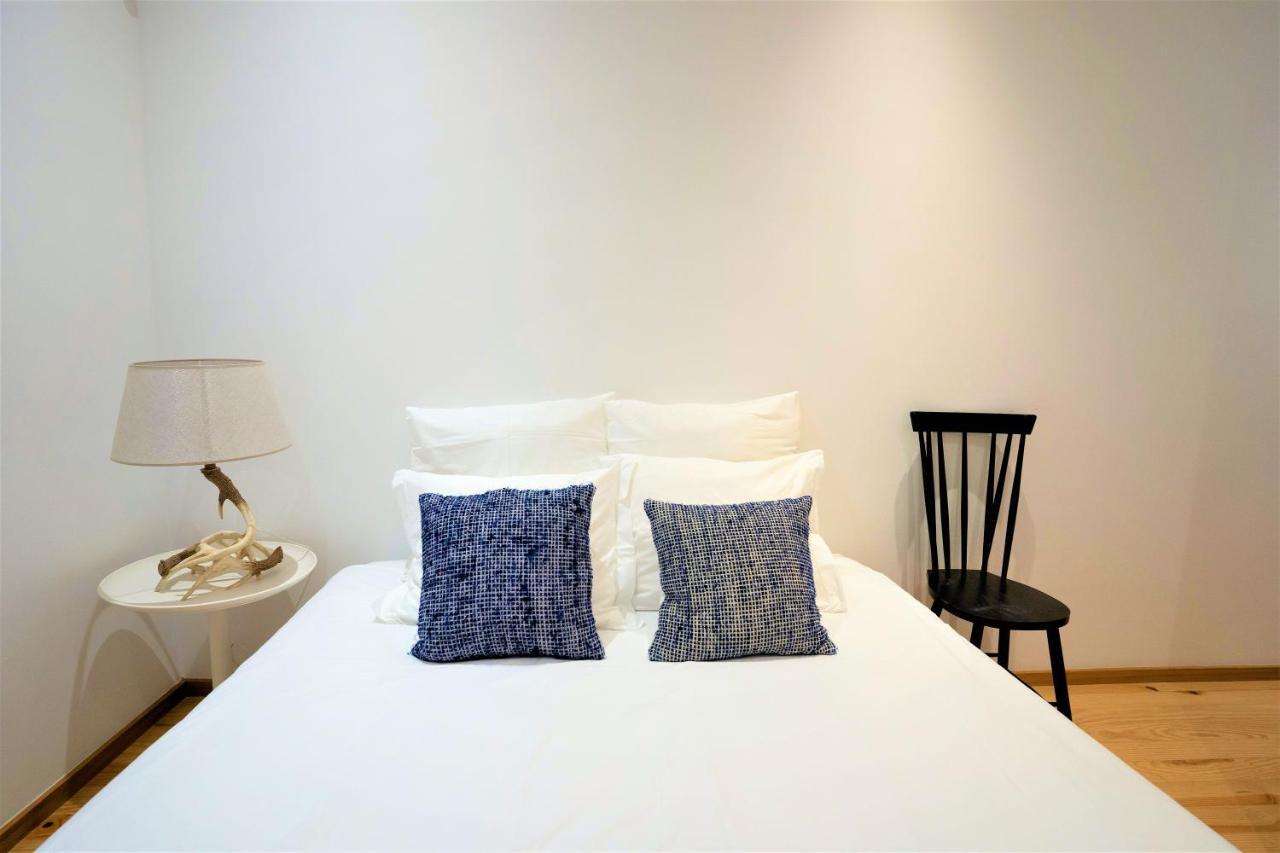 Downtown Porto Relaxed Apartment With Private Yard Exterior foto